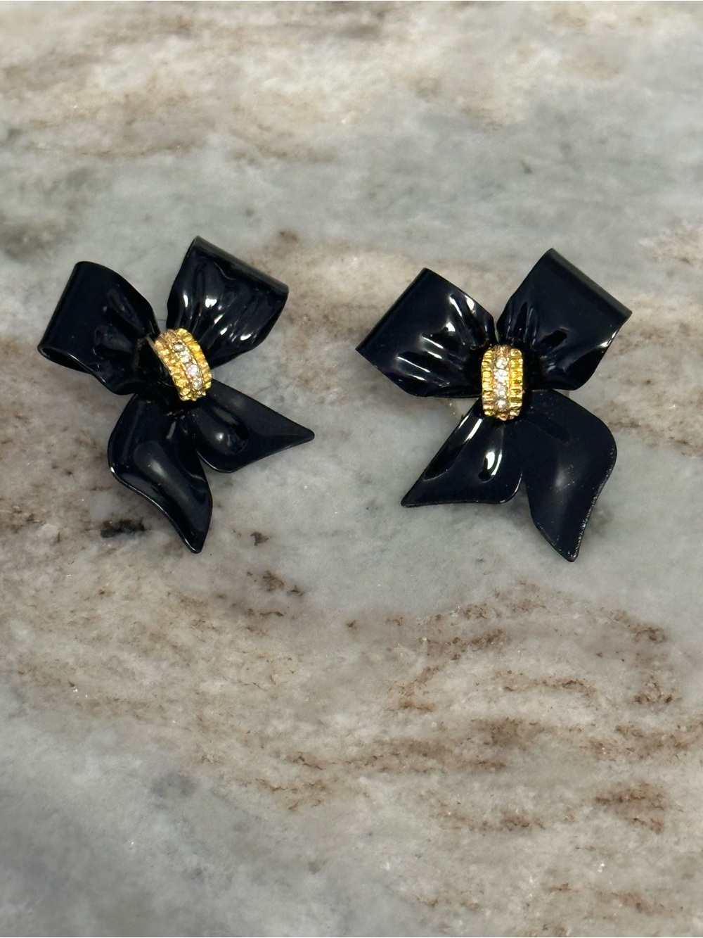 Vintage black glossy enamel ribbon bow earrings